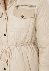 Born2be - Beżowa Kurtka za Kolano z Kołnierzem Pikowana Chloime. Kolor: beżowy. Materiał: materiał #7