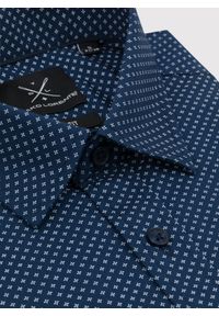 PAKO LORENTE – Granatowa koszula w drobny wzór P24SF-1X-027-G-S - Pako Lorente. Okazja: na co dzień. Kolor: niebieski. Materiał: elastan, jeans. Styl: casual #9