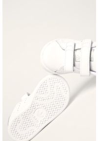 adidas Originals - Buty dziecięce Stan Smith CF. Zapięcie: rzepy. Kolor: biały. Materiał: syntetyk, materiał, skóra, guma. Szerokość cholewki: normalna. Wzór: nadruk. Model: Adidas Stan Smith #5