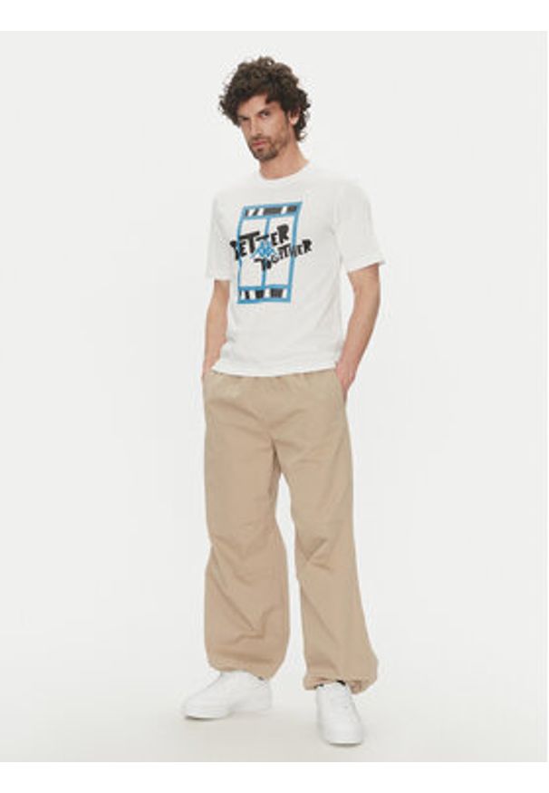 Kappa T-Shirt 351U8JW 001 Biały Regular Fit. Kolor: biały. Materiał: bawełna