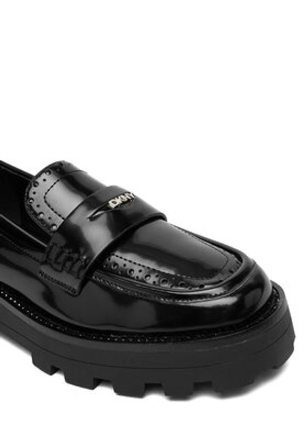 DKNY Loafersy Sahana K4501466 Czarny. Kolor: czarny. Materiał: lakier, skóra