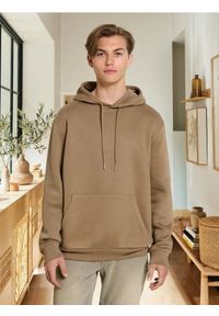 Sinsay - Bluza hoodie basic - brązowy. Kolor: brązowy