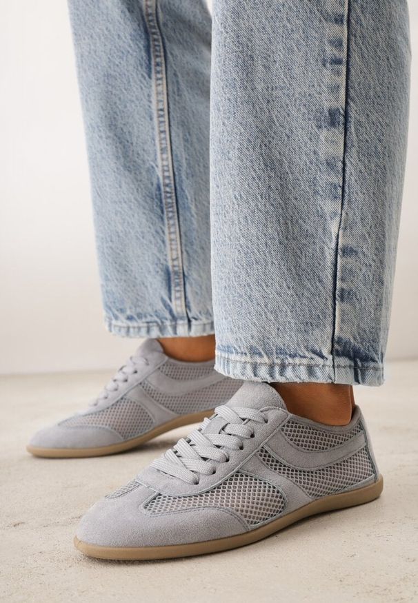Renee - Niebieskie Siateczkowe Sneakersy w Stylu Tenisówek Adranella. Okazja: na co dzień. Kolor: niebieski. Sezon: lato