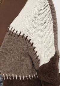 Born2be - Beżowy Kardigan z Wełną i Wiskozą w Patchworkowe Łaty Fesunesa. Okazja: na co dzień. Kolor: beżowy. Materiał: wełna, wiskoza. Styl: klasyczny, casual #6