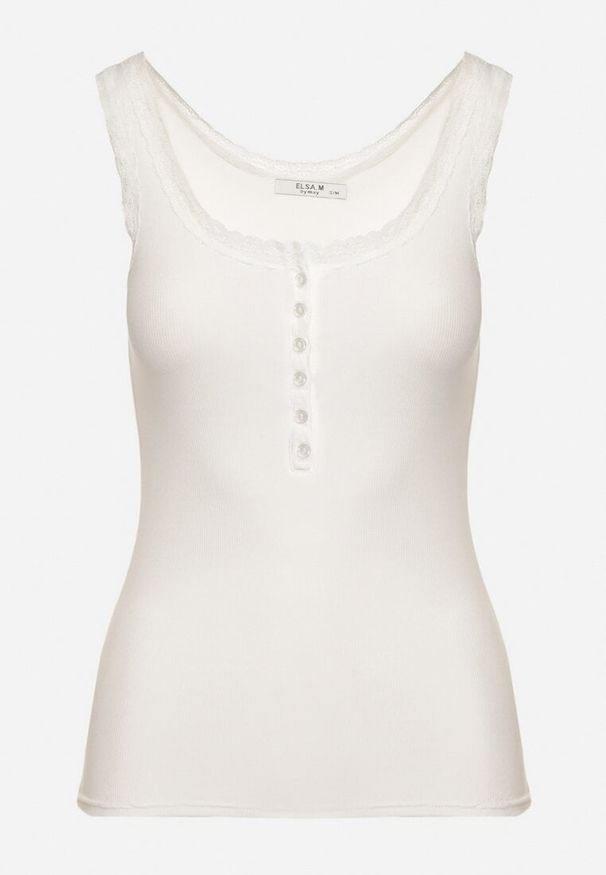 Born2be - Biały Top z Wiskozą Ozdobiony Guzikami przy Dekolcie Falmi. Okazja: na co dzień. Kolor: biały. Materiał: wiskoza. Wzór: aplikacja. Styl: elegancki, casual