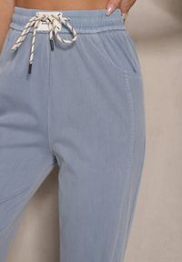 Renee - Niebieskie Spodnie z Bawełną Wiskozą i Ozdobnym Wiązaniem Orrivaria. Okazja: na co dzień. Kolor: niebieski. Materiał: bawełna, wiskoza. Styl: casual