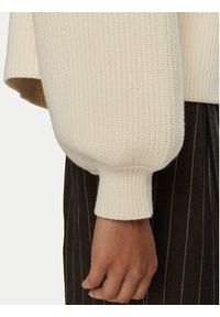 GESTUZ - Gestuz Golf Meba 10909324 Beżowy Loose Fit. Typ kołnierza: golf. Kolor: beżowy. Materiał: bawełna #5