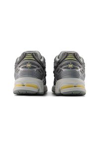 Buty unisex New Balance U19064S0 – szare. Kolor: szary. Materiał: materiał, syntetyk, guma. Szerokość cholewki: normalna. Sport: turystyka piesza #2