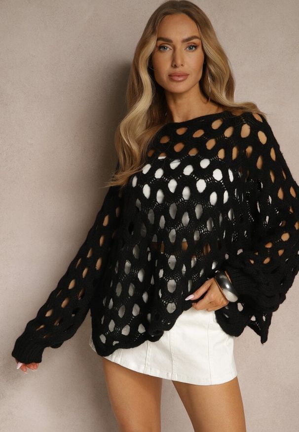 Renee - Czarny Nietoperzowy Sweter z Dzianiny z Wełną o Ażurowym Splocie Filarasea. Okazja: na co dzień. Kolor: czarny. Materiał: dzianina, wełna. Wzór: ażurowy, ze splotem. Styl: klasyczny, elegancki, casual