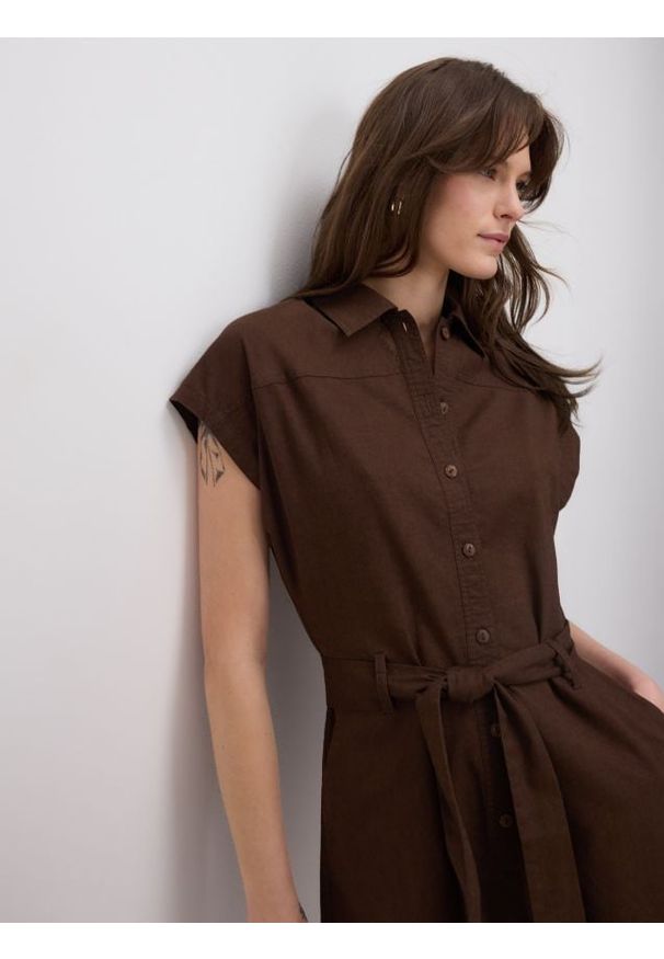 Reserved - Kombinezon z dodatkiem lnu - ciemnobrązowy. Kolor: brązowy. Materiał: len