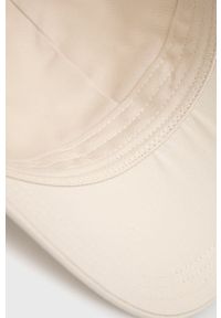 Calvin Klein Jeans czapka kolor beżowy gładka. Kolor: beżowy. Materiał: bawełna. Wzór: gładki