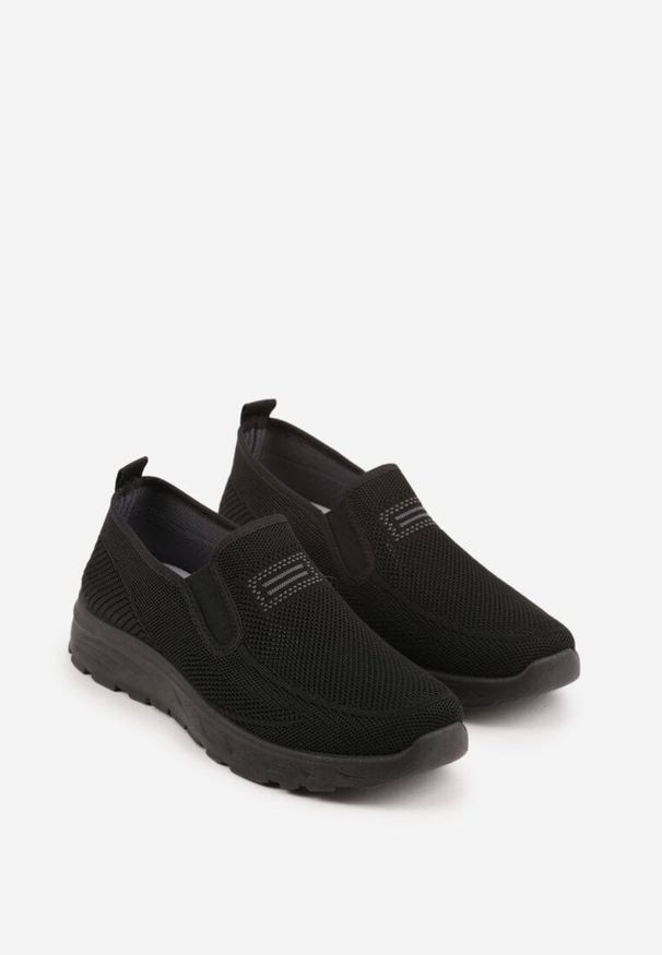 Born2be - Czarne Wsuwane Buty Sportowe Sneakersy z Siateczki z Elastycznymi Wstawkami Aerero. Okazja: na spotkanie biznesowe, na co dzień, na spacer. Zapięcie: bez zapięcia. Kolor: czarny. Materiał: jeans. Sport: turystyka piesza