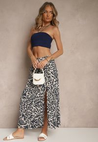 Renee - Granatowa Rozkloszowana Spódnica z Wiskozy ze Wsuwanymi Kieszeniami Koselle. Okazja: na co dzień. Kolor: niebieski. Materiał: wiskoza. Styl: elegancki, casual #5