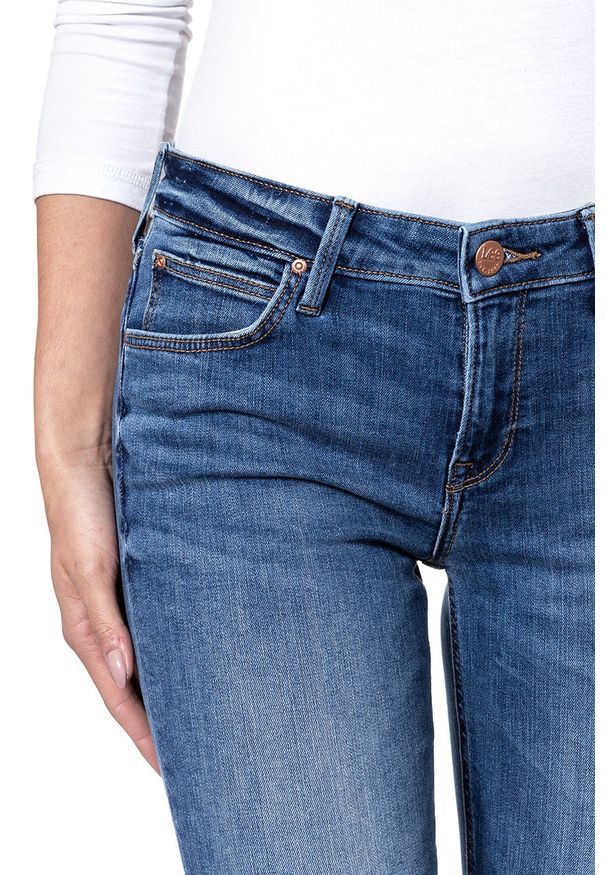 Lee - SPODNIE DAMSKIE LEE SCARLETT MIDTOWN BLUES L526HAOE 112111683