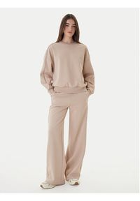 Guess Bluza V6RQ96 KCX22 Beżowy Regular Fit. Kolor: beżowy. Materiał: syntetyk #5