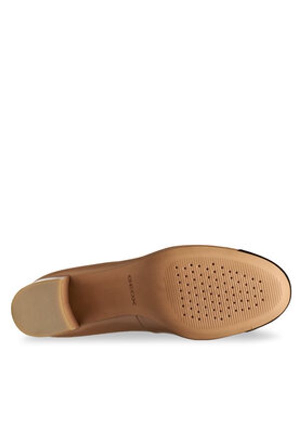 Geox Czółenka D Virnilisa 65 D56YYC 0TU66 C0015 Beżowy. Kolor: beżowy. Materiał: skóra