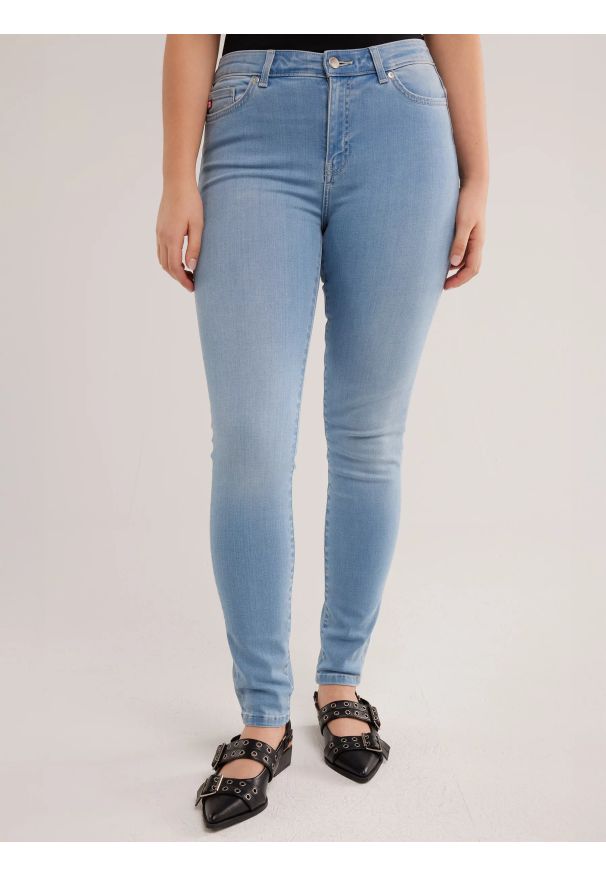 Big-Star - Jeansy damskie skinny jasnoniebieskie Adela 105. Okazja: na co dzień. Kolor: niebieski. Styl: klasyczny, casual