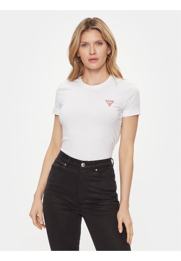 Guess T-Shirt W2YI44 J1314 Biały Slim Fit. Kolor: biały. Materiał: bawełna