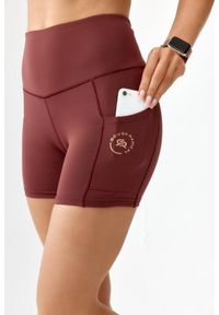 ROUGH RADICAL - Spodenki szorty damskie treningowe fitness Rough Radical Hamptons Shorts. Kolor: czerwony, wielokolorowy, brązowy. Sport: fitness