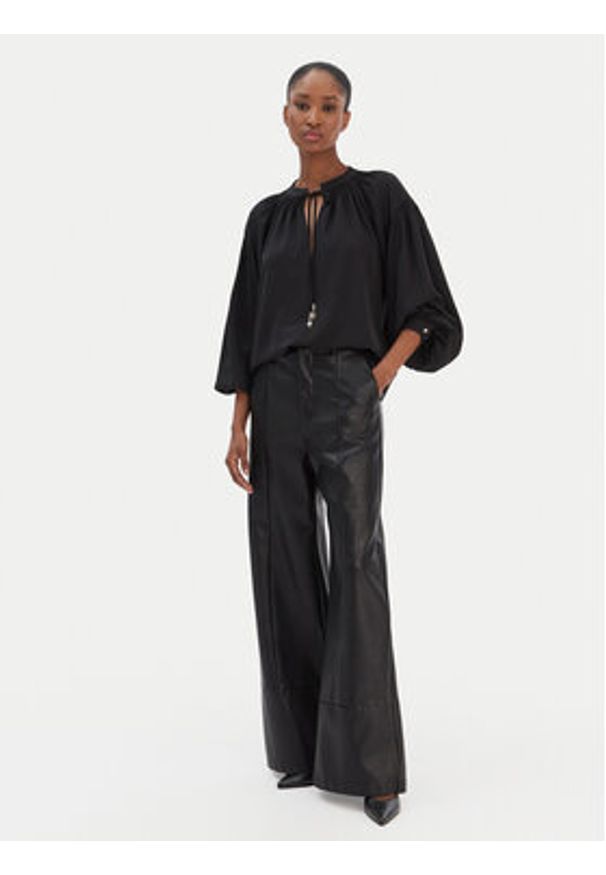 JOOP! Bluzka Brigida 30100470 Czarny Regular Fit. Kolor: czarny. Materiał: syntetyk