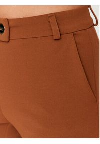 Rinascimento Spodnie materiałowe CFC0114967003 Brązowy Regular Fit. Kolor: brązowy. Materiał: syntetyk, materiał