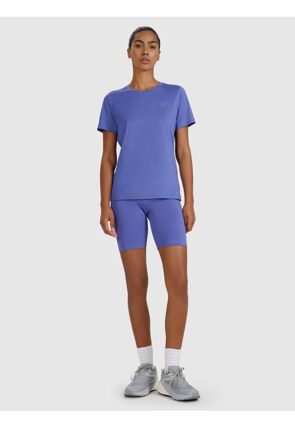 4f - 4F Koszulka treningowa regular szybkoschnąca damska - granatowa M. Kolor: niebieski. Materiał: materiał, włókno, elastan, poliester. Długość rękawa: krótki rękaw. Długość: krótkie. Wzór: gładki, ze splotem. Sport: fitness