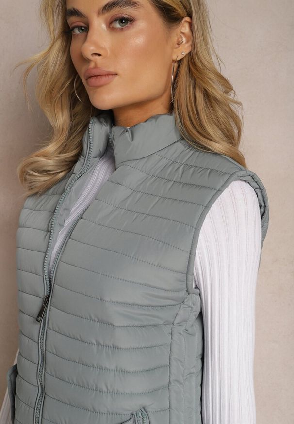 Renee - Miętowa Kamizelka Bezrękawnik z Klasycznym Pikowaniem Catilla. Okazja: na co dzień. Kolor: miętowy. Długość rękawa: bez rękawów. Styl: klasyczny