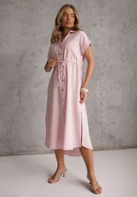 Renee - Różowa Koszulowa Sukienka z Wiskozą i Bawełną Ściągana w Talii Corralure. Kolor: różowy. Materiał: wiskoza, bawełna. Sezon: wiosna, lato. Typ sukienki: koszulowe. Styl: klasyczny, elegancki #7