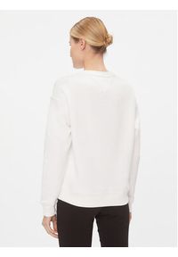 Tommy Jeans Bluza Badge DW0DW17325 Biały Boxy Fit. Kolor: biały. Materiał: bawełna