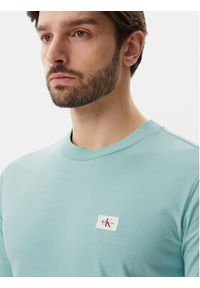 Calvin Klein Jeans T-Shirt J30J327100 Błękitny Regular Fit. Kolor: niebieski. Materiał: bawełna #4