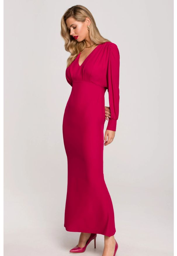 Makover - Długa wieczorowa sukienka rybka z bufiastymi rękawami śliwka. Okazja: na ślub cywilny, na wesele, na imprezę. Styl: wizytowy. Długość: maxi