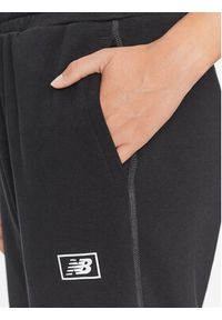 New Balance Spodnie dresowe Essentials French Terry Pant WP33508 Czarny Regular Fit. Kolor: czarny. Materiał: bawełna #4