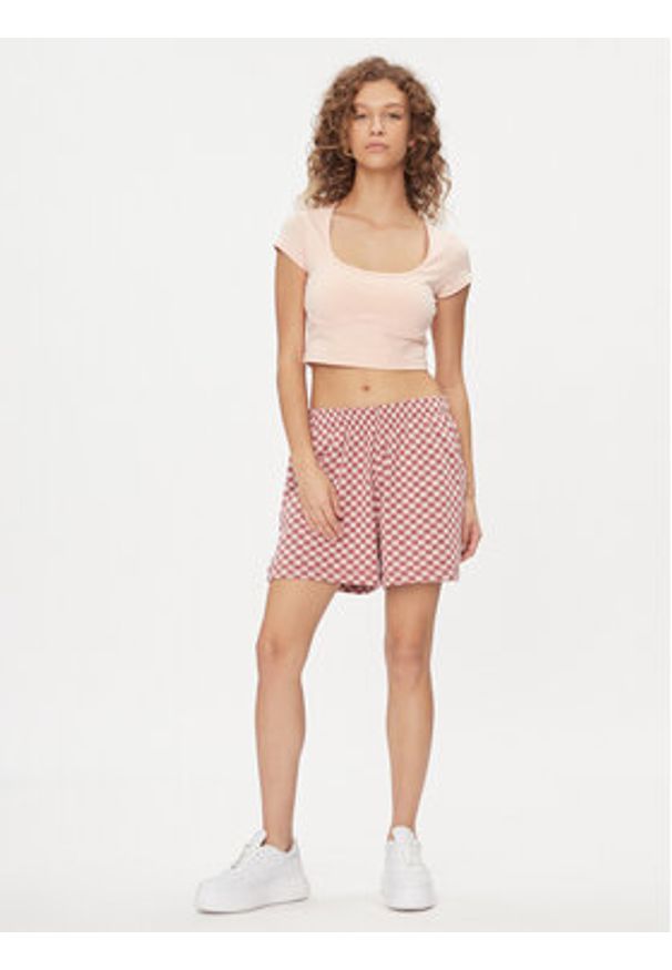 Reebok Szorty sportowe Classics Y2k II5586 Różowy Regular Fit. Kolor: różowy. Materiał: bawełna