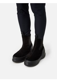 Sztyblety damskie Moon Boot LUNA CHELSEA SUEDE. Kolor: czarny
