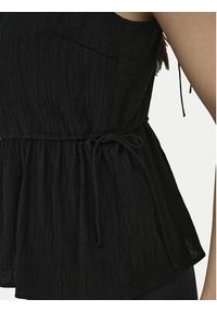 only - ONLY Top Nele 15370325 Czarny Regular Fit. Kolor: czarny. Materiał: wiskoza #4