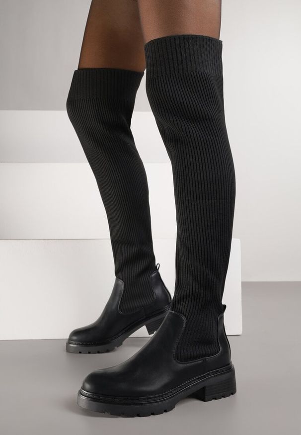 Born2be - Czarne Kozaki z Elastyczną Cholewką Idandrou. Wysokość cholewki: za kolano. Nosek buta: okrągły. Kolor: czarny. Materiał: prążkowany, skóra, dzianina. Szerokość cholewki: normalna