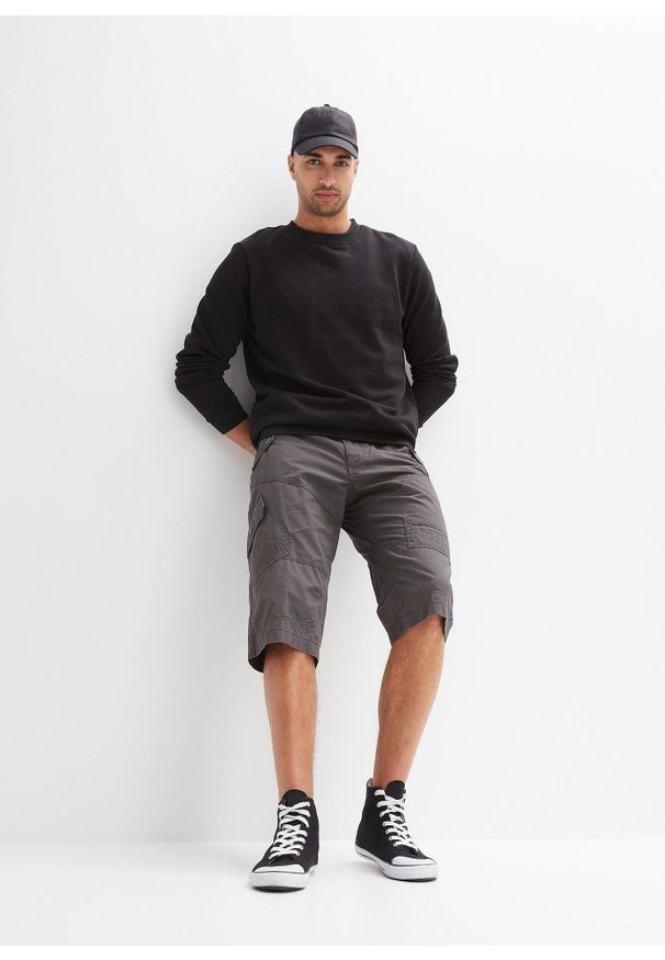 bonprix - Długie bermudy Regular Fit. Kolor: szary. Długość: długie