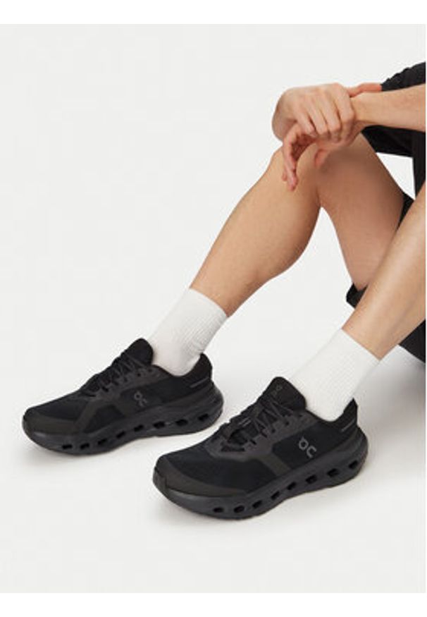 On Buty do biegania Cloudrunner 3 Wide 3MG10091043 Czarny. Kolor: czarny. Materiał: materiał