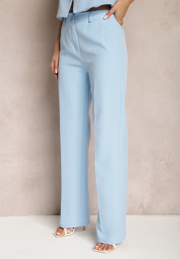 Renee - Niebieskie Garniturowe Spodnie High Waist z Kieszeniami Blathe. Stan: podwyższony. Kolor: niebieski