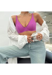 Intica - Biustonosz z fiszbinami zapewniający wsparcie i komfort Fjorda. Kolor: fioletowy. Materiał: materiał. Rodzaj stanika: biustonosz z fiszbinami #1