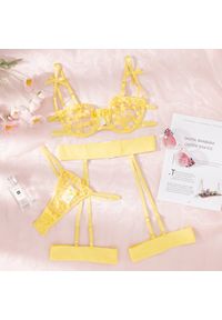 Intica - Komplet bielizny koronkowy z kokardkami Walentina. Kolor: żółty. Materiał: koronka. Wzór: koronka