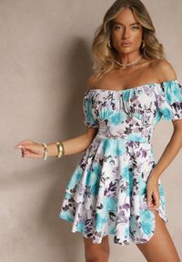 Renee - Jasnoniebieska Kwiatowa Sukienka Hiszpanka z Bawełną Aproa. Okazja: na co dzień. Typ kołnierza: dekolt hiszpanka. Kolor: niebieski. Materiał: bawełna. Wzór: kwiaty. Typ sukienki: proste. Styl: elegancki, casual #5