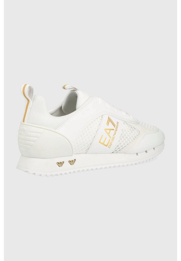 EA7 Emporio Armani sneakersy kolor biały. Nosek buta: okrągły. Zapięcie: sznurówki. Kolor: biały. Materiał: guma. Obcas: na platformie
