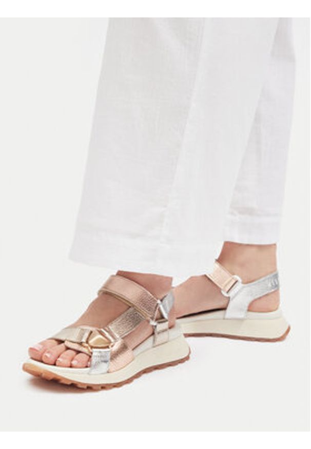 Hispanitas Sandały Maui CHV253896 Srebrny. Kolor: srebrny. Materiał: skóra