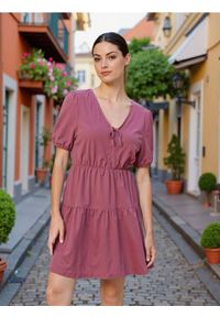 Sinsay - Sukienka mini babydoll - różowy. Kolor: różowy. Długość: mini