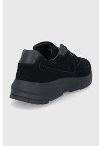 Calvin Klein Buty zamszowe kolor czarny. Nosek buta: okrągły. Zapięcie: sznurówki. Kolor: czarny. Materiał: zamsz