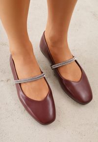 Born2be - Bordowe Wsuwane Balerinki z Ozdobnym Paskiem z Cyrkoniami Rola. Okazja: na co dzień. Zapięcie: bez zapięcia. Kolor: czerwony. Wzór: aplikacja. Styl: casual, elegancki, klasyczny #5