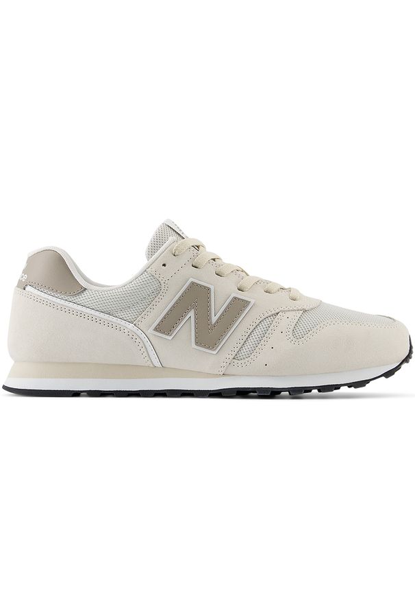Buty męskie New Balance ML373SQ2 – beżowe. Okazja: na co dzień. Kolor: beżowy. Materiał: guma, zamsz. Szerokość cholewki: normalna. Model: New Balance 373