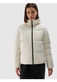 4f - 4F Kurtka puchowa z wypełnieniem syntetycznym damska - biała XL. Okazja: na co dzień. Kolor: biały. Materiał: syntetyk, puch. Długość: długie. Wzór: gładki. Sezon: zima. Styl: klasyczny, casual, sportowy #1