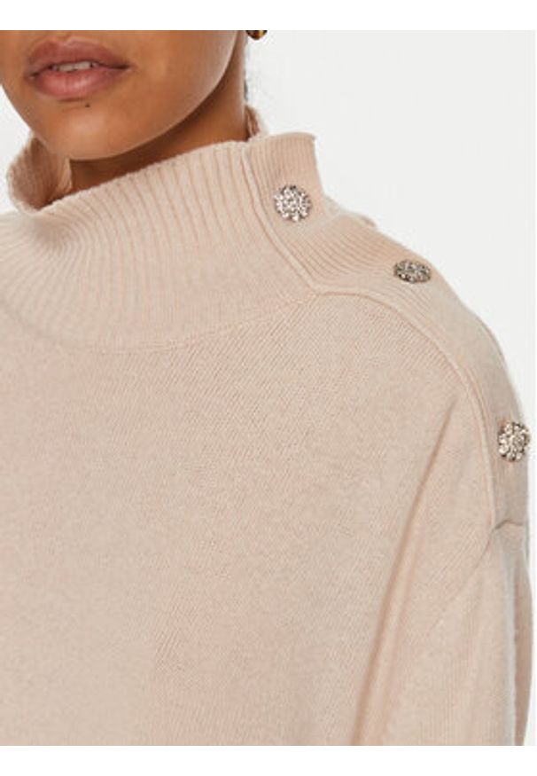 Kontatto Golf 3M0170 Écru Relaxed Fit. Typ kołnierza: golf. Kolor: kremowy. Materiał: syntetyk